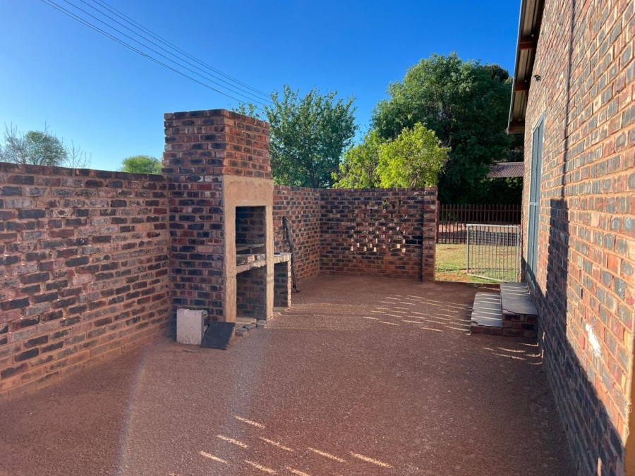 16 Bedroom Property for Sale in Kathu Northern Cape